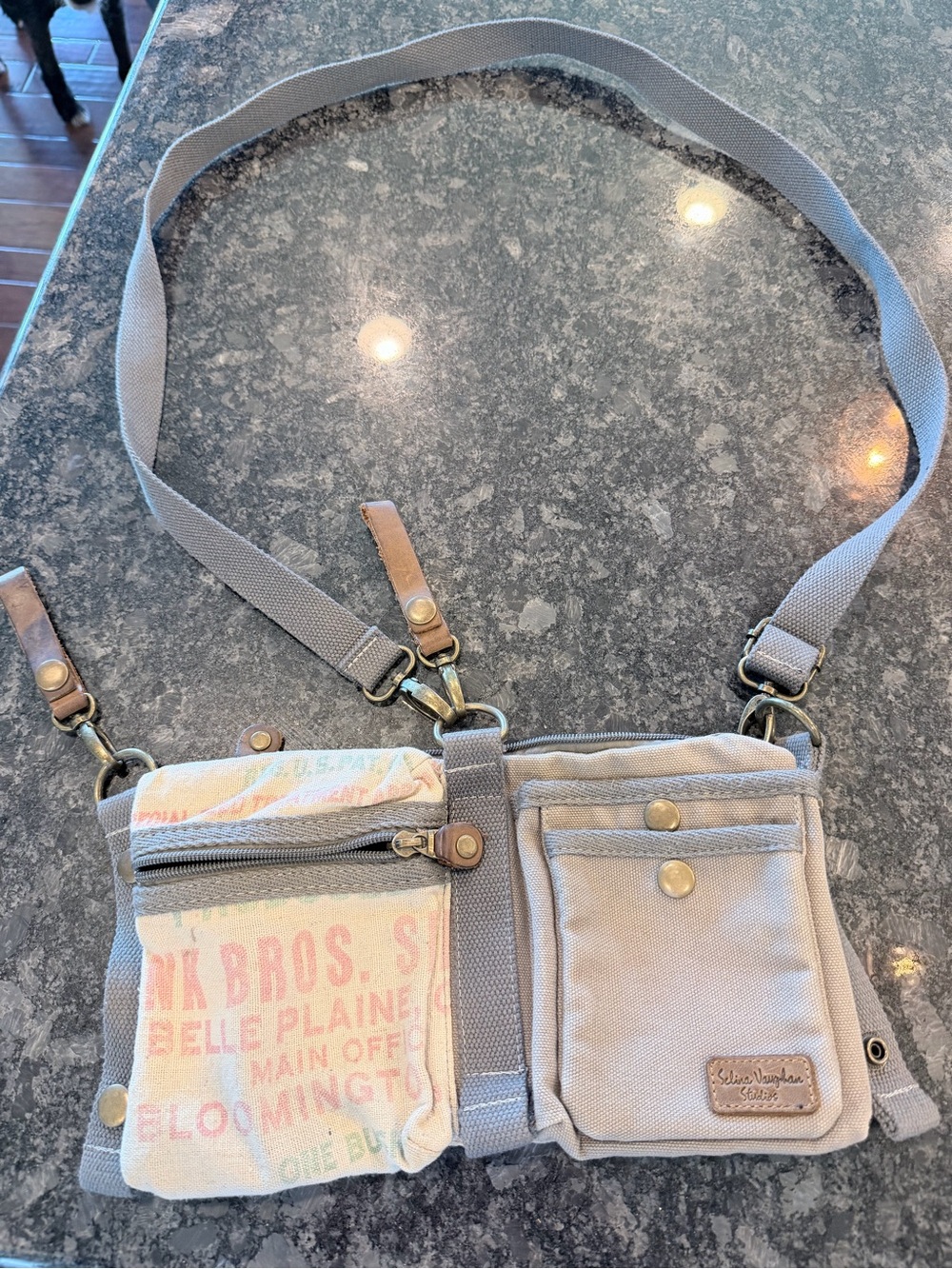 Selina Vaughan canvas Multi-Pocket Crossbody Bag in Light Gray